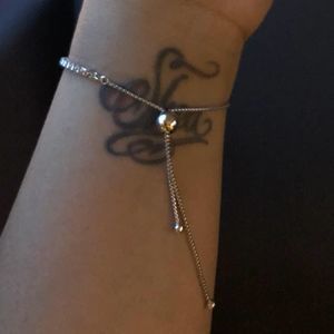 Meet your Posher, Shea